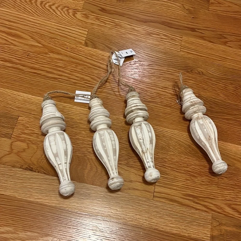 NWT Anthropologie Wood Finial Ornament Set of 4